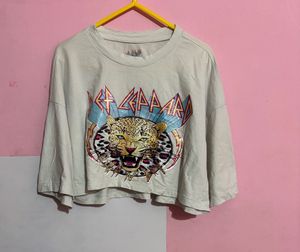 Def Leppard Graphic Tee