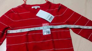 🆕❤️ BRAND NEW Red Striped Knit Top❤️🆕