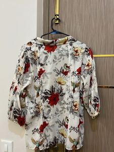 Floral Print Tie Neck Top