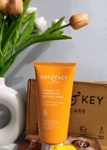 Dot &amp; Key Vitamin C Face Wash