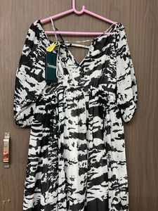Black &amp; White Print Dress for L size