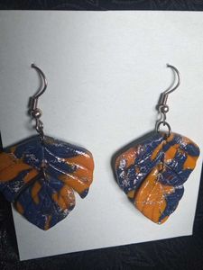 Leaf Patterned Dangle Earrings