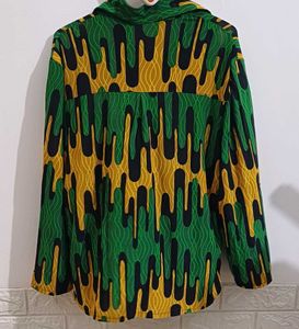 Patterned Men&#39;s Shirt