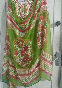 Floral Green White Red Suit Set 💚 ⚪🔴