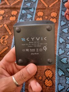 SKYVIK Beam 2 15W Fast Wireless Charger-Type C