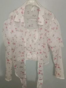 Beautiful Ful White Top With Shrug And Floral Prin