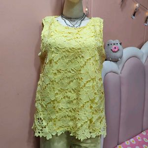 💛 Sunny Yellow Lace Top! 💛
