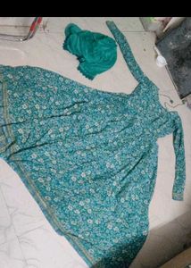 Floral Kurta Set & Dupatta