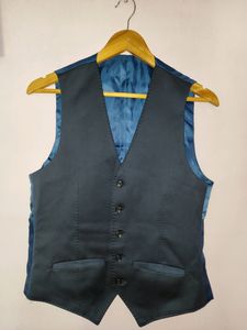 Blackberrys Casual Blue Blazer With Waistcoat