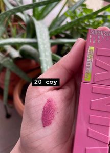 Maybelline Vinyl Stay Matte Lipstick