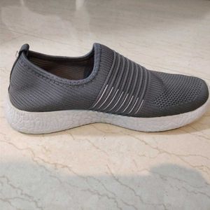 Grey Laceless Walking Shoes UK7