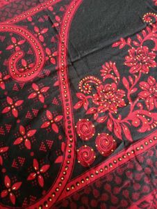 Red &amp; Black Embroidered Woolen stall
