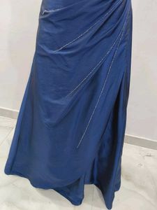 Elegant Navy Blue Formal Gown
