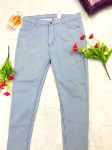Grey Denim Jegging