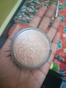 MAC NC-20 Loose Skin Powder