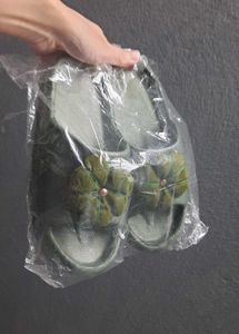 🆕️GIRLS FLORAL SLIDER