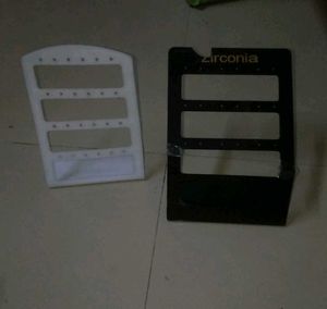 Earring Display Stands (Black &amp; White)