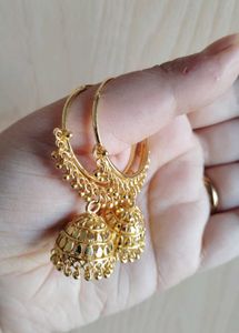 GOLDEN JHUMKA