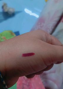 FLICKA Weightless Impression Lipstick