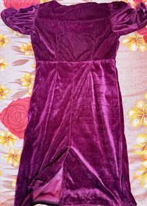 Elegant Purple Velvet Midi Dress