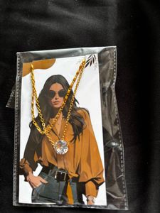 Layered Crystal Pendant Necklace