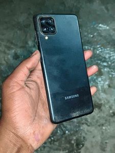 Samsung galaxy A12