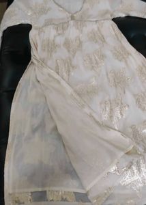 FREE Offer Embellished Off White Kurta With Lining