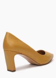 Carlton London Yellow Pointed Toe Heels