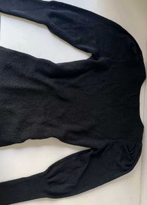 Black V-Neck Puff Sleeve Top