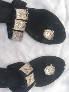Ethnic Toe Ring Sandal