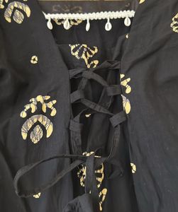 Black &amp; Gold Embroidered Kurti