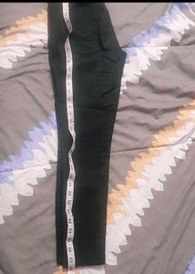 on sale !!! kraus skinny jeans
