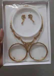 Gold-Toned Traditional Jewelry Set
