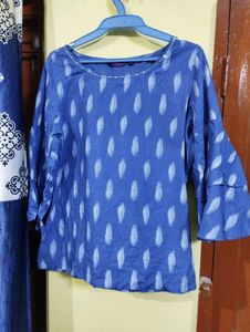 Short Blue Top with Umbrella Sleeves