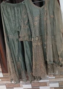 3 Peice Lehenga &gt;PRICE DROP📍🎉⏳️