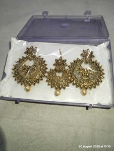 Earing And Mangteeka