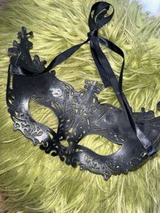 Black Glitter Masquerade Mask