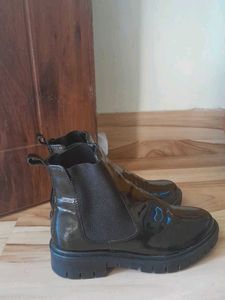 Black Boots