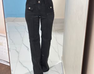 H&amp;M LOW  FLARED JEANS