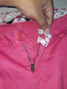 Womens  Pink Colour Skinny Jeans 28 Size