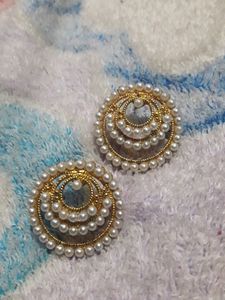 moti studs gold