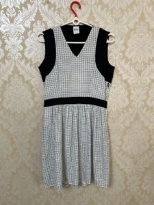 YESS London Dress