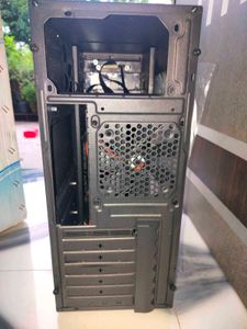 New Mid Tower Gaming Cabinet With Bottom