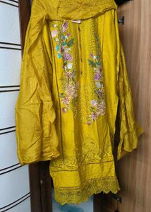New Karachi Suits With Dupatta