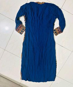 Ethnic Print And Embroidery Kurta