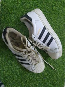 Adidas Superstar