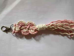 Macrame Keychain Pink &amp; Cream