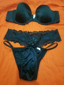 Bleck Bikini 👙 Set