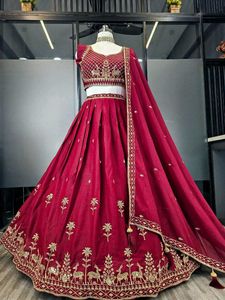 Beautiful and Hot Looking Lehenga Choli Collection