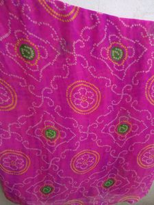 bandhni beautiful pink saree for daily wear.It is soft cloth.